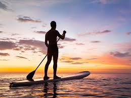 وقتی دریا آغوشت می‌کشد؛ تجربه من از پدل برد در گناوه